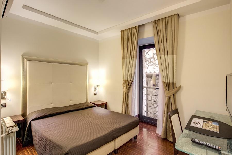 The Strand Hotel Roma Esterno foto