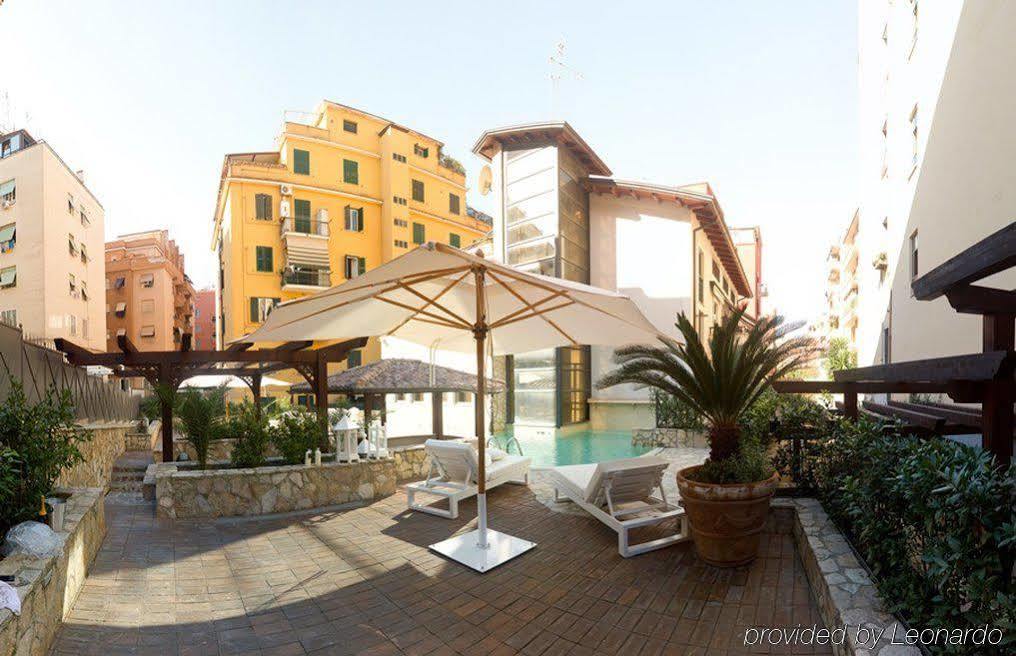 The Strand Hotel Roma Esterno foto